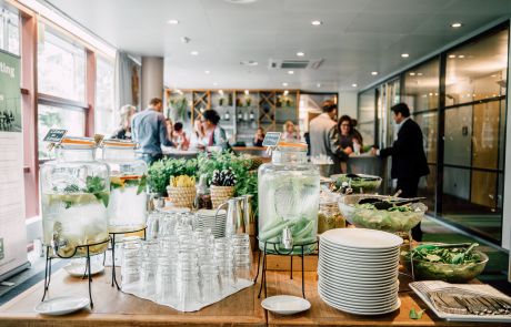 Buffet De Nieuwe Verbinding Planetarium